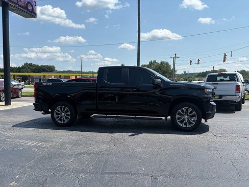 Used 2020 Chevrolet Silverado 1500 RST w/ RST Value Package AWD/4WD image 4