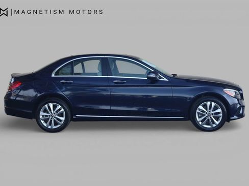Used 2019 Mercedes-Benz C 300 4MATIC Sedan image 3