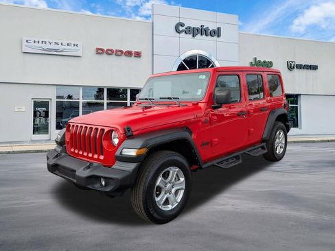 Used 2022 Jeep Wrangler Unlimited Sport w/ Sun And Sound Package AWD/4WD image 6