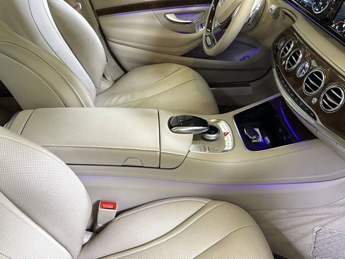 Used 2016 Mercedes-Benz S 550 4MATIC Sedan image 22