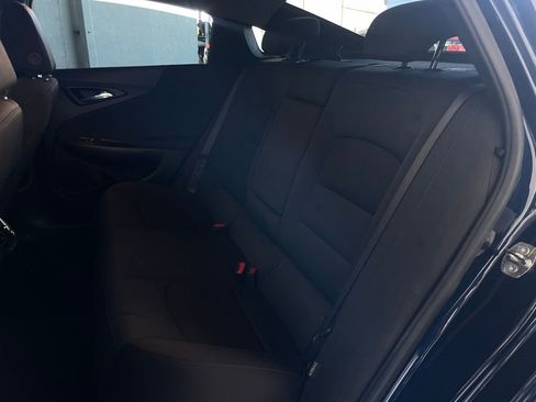 Used 2022 Chevrolet Malibu LT image 14