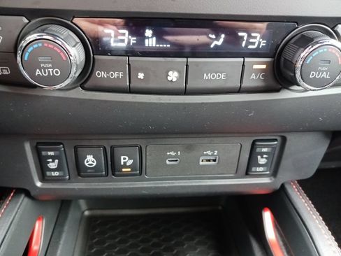 Used 2026 Nissan Frontier Pro-X w/ Pro-X Convenience Package RWD image 23