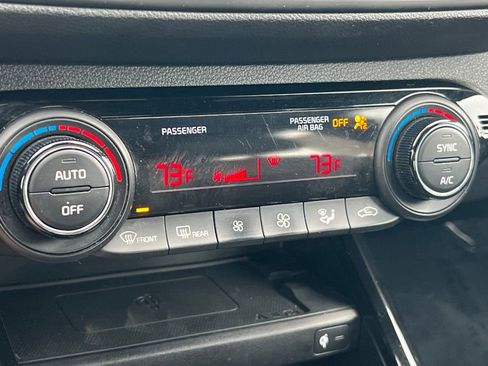 Used 2023 Kia Forte GT image 23