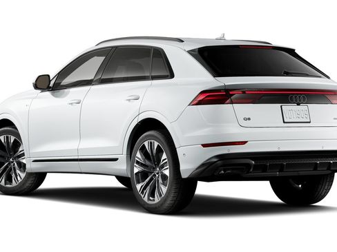 Certified 2025 Audi Q8 Premium Plus w/ Premium Plus Package AWD/4WD image 2