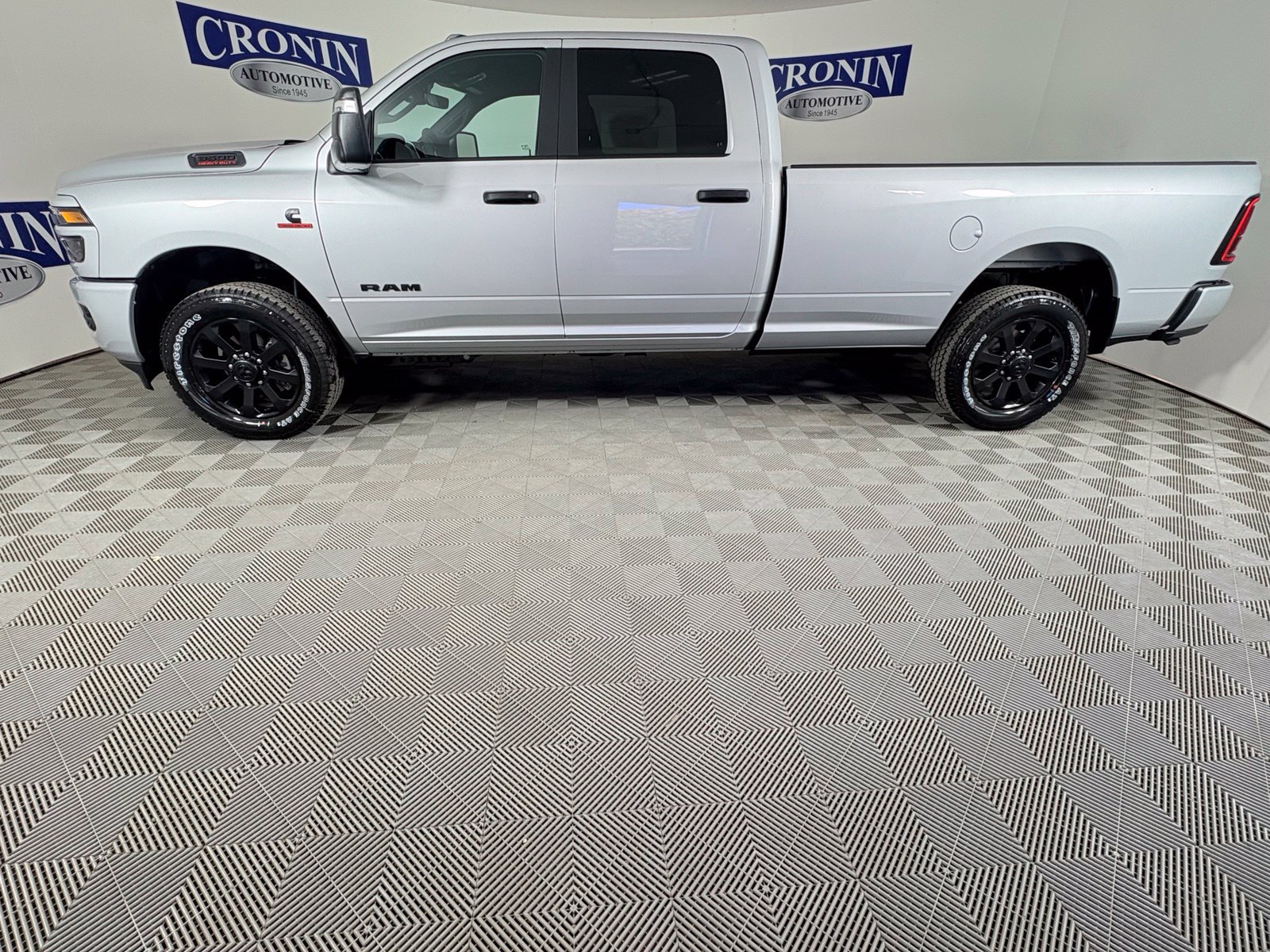 New 2027 RAM 3500 Big Horn AWD/4WD image 32