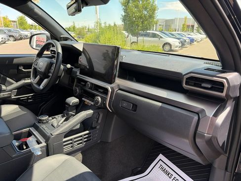 Used 2026 Toyota 4Runner TRD Off-Road Premium AWD/4WD image 14
