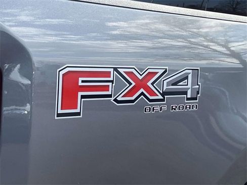 New 2026 Ford F250 Lariat w/ Chrome Package image 8