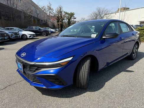 New 2026 Hyundai Elantra Sport image 3