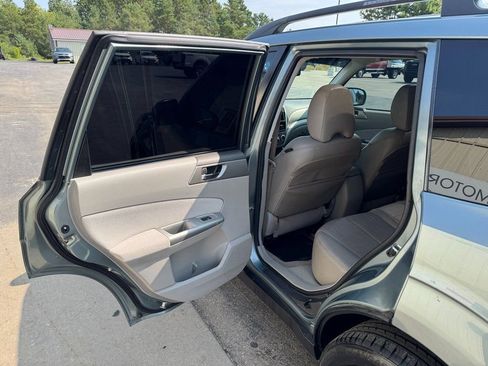 Used 2010 Subaru Forester 2.5XT Limited image 23