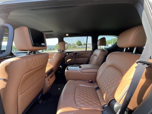 Used 2023 INFINITI QX80 Sensory w/ Cargo Package AWD/4WD image 33