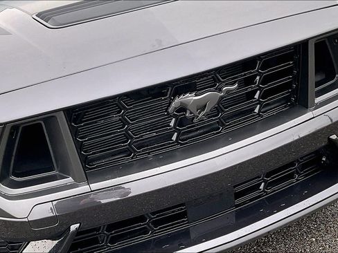 Used 2024 Ford Mustang Dark Horse image 31