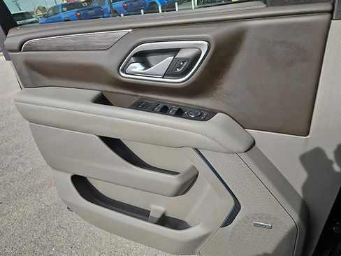 Used 2023 Chevrolet Tahoe Z71 image 14