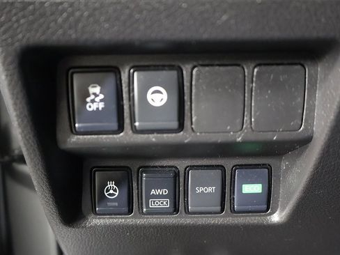 Used 2022 Nissan Rogue Sport SL image 35