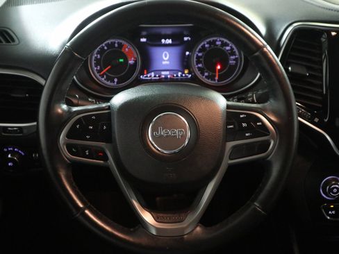 Used 2019 Jeep Cherokee Limited AWD/4WD image 15
