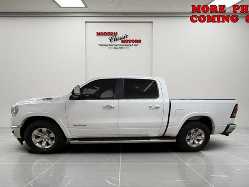 Used 2022 RAM 1500 Laramie AWD/4WD image 2