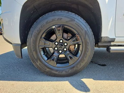 Used 2017 Chevrolet Colorado Z71 AWD/4WD image 10