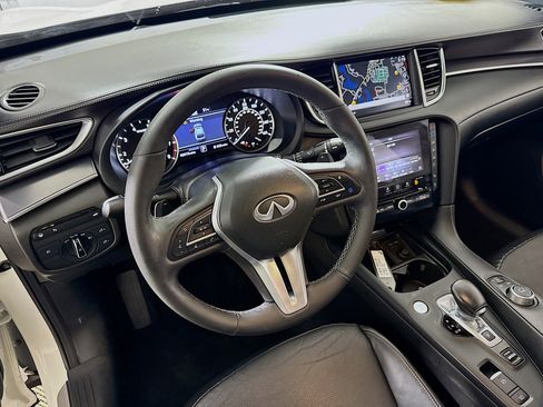 Used 2023 INFINITI QX55 Essential image 25