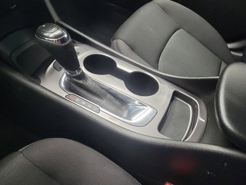 Used 2018 Chevrolet Malibu LS image 26