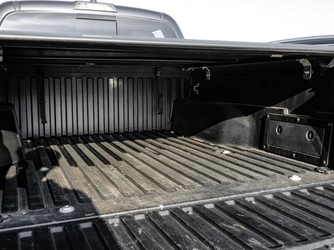 Used 2020 Toyota Tacoma SR5 image 64