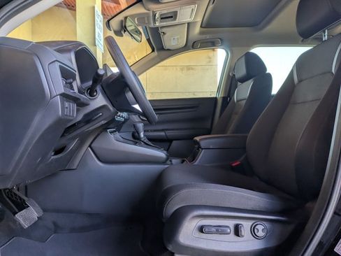 Used 2025 Honda CR-V EX image 16