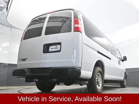 Used 2024 Chevrolet Express 3500 LS RWD image 38