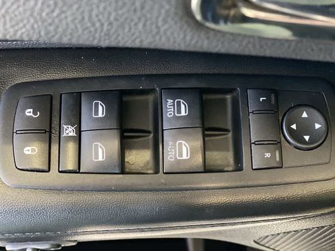 Used 2014 Dodge Durango Limited image 16