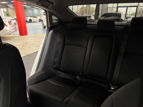 Used 2019 Honda Civic EX image 36