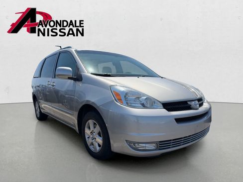 Used 2004 Toyota Sienna XLE FWD image 4