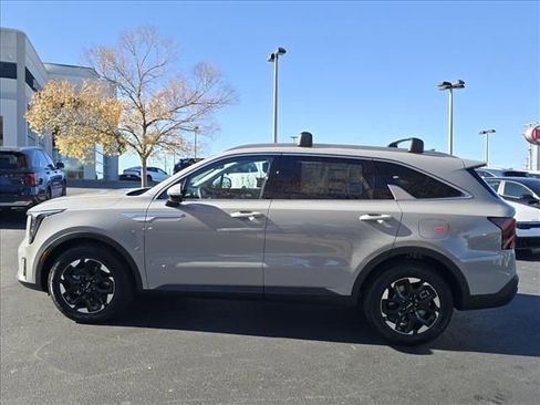 New 2026 Kia Sorento S w/ S Panoramic Sunroof Package image 6