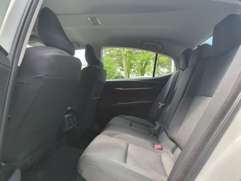 Used 2025 Toyota Camry LE image 22