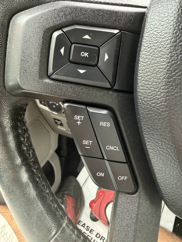 Used 2019 Ford F150 XLT w/ Equipment Group 302A Luxury AWD/4WD image 25