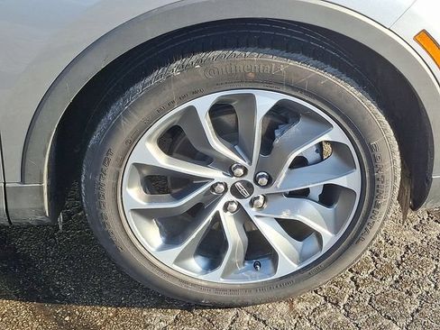 Certified 2023 Lincoln Nautilus Reserve AWD/4WD image 8