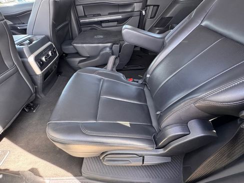 Certified 2024 Ford Expedition Max XLT image 30