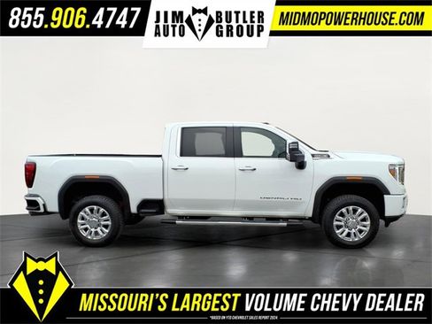 Used 2022 GMC Sierra 3500 Denali w/ Technology Package image 9