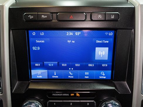 Used 2020 Ford F150 Lariat w/ Equipment Group 501A Mid AWD/4WD image 19