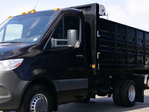 Used 2023 Mercedes-Benz Sprinter 3500 image 8