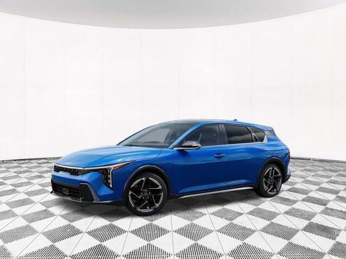 New 2026 Kia K4 GT-Line FWD image 2