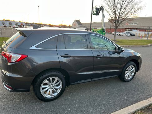 Used 2016 Acura RDX AWD w/ Technology Package image 8