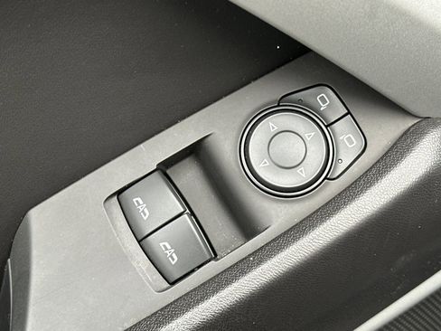 Used 2019 Chevrolet Camaro LT w/ RS Package image 13