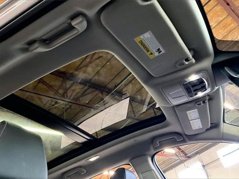 Used 2023 Acura MDX SH-AWD w/ Technology Package image 27