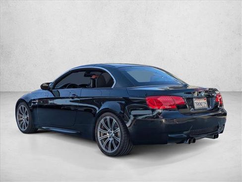 Used 2013 BMW M3 Convertible image 6