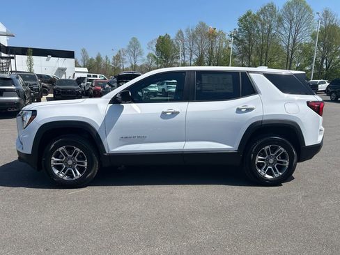 New 2026 GMC Terrain Elevation w/ Technology Package II FWD image 2