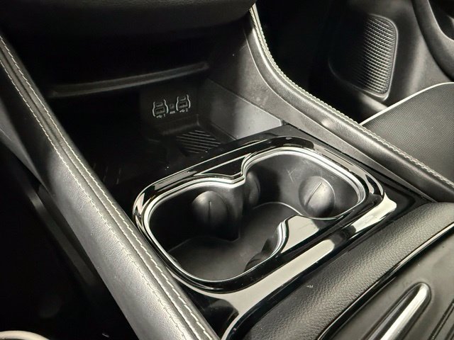 Used 2025 Chrysler Pacifica Limited FWD image 30