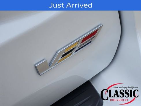 Used 2023 Cadillac Escalade V w/ LPO, ONYX Package AWD/4WD image 12