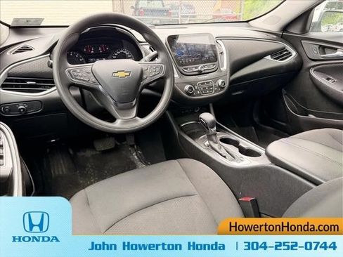 Used 2023 Chevrolet Malibu LT FWD image 13