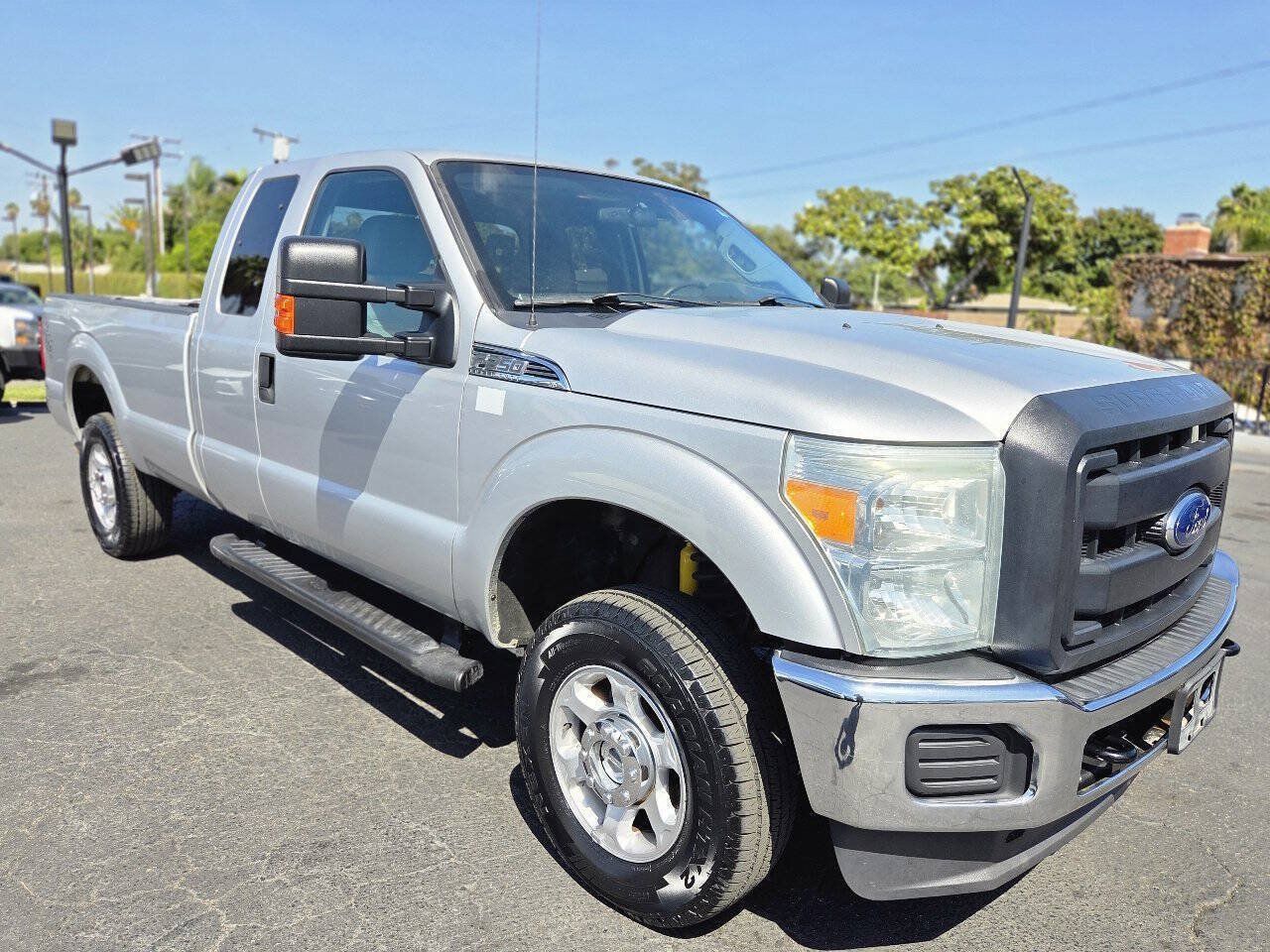 Used 2014 Ford F250 XLT w/ Camper Package AWD/4WD image 21