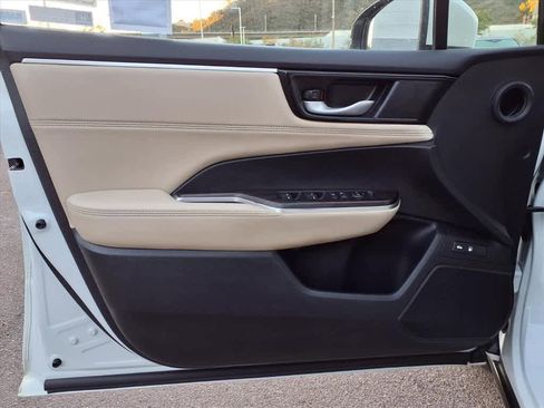 Used 2018 Honda Clarity Plug-In Hybrid image 13