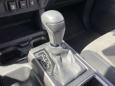 Used 2023 Toyota Tacoma TRD Off-Road image 13