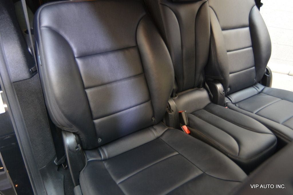 Used 2012 Mercedes-Benz R 350 BlueTEC 4MATIC image 25