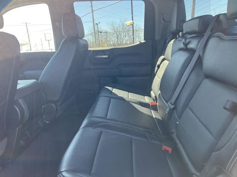 Used 2023 Chevrolet Silverado 1500 Custom AWD/4WD image 7